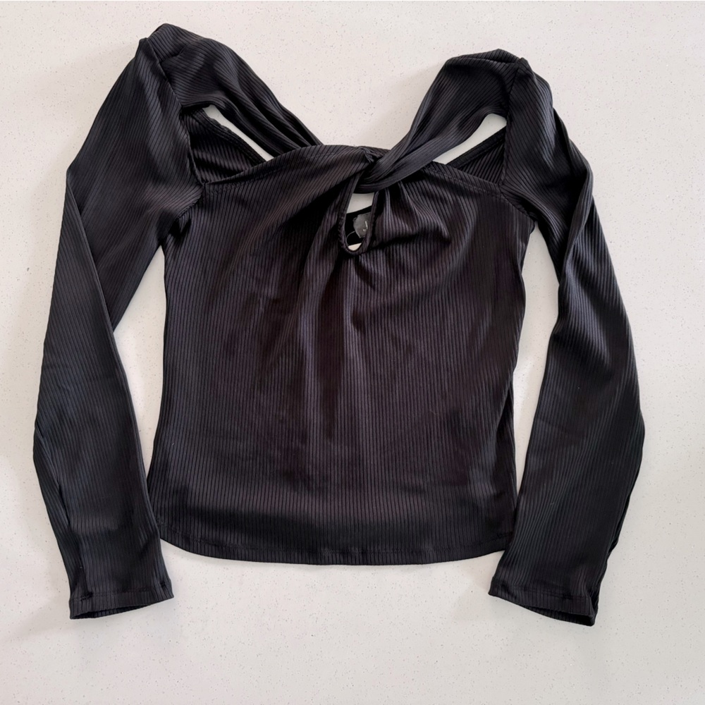 NWT New Never Worn Anthropologie Black Long Sleeve Top